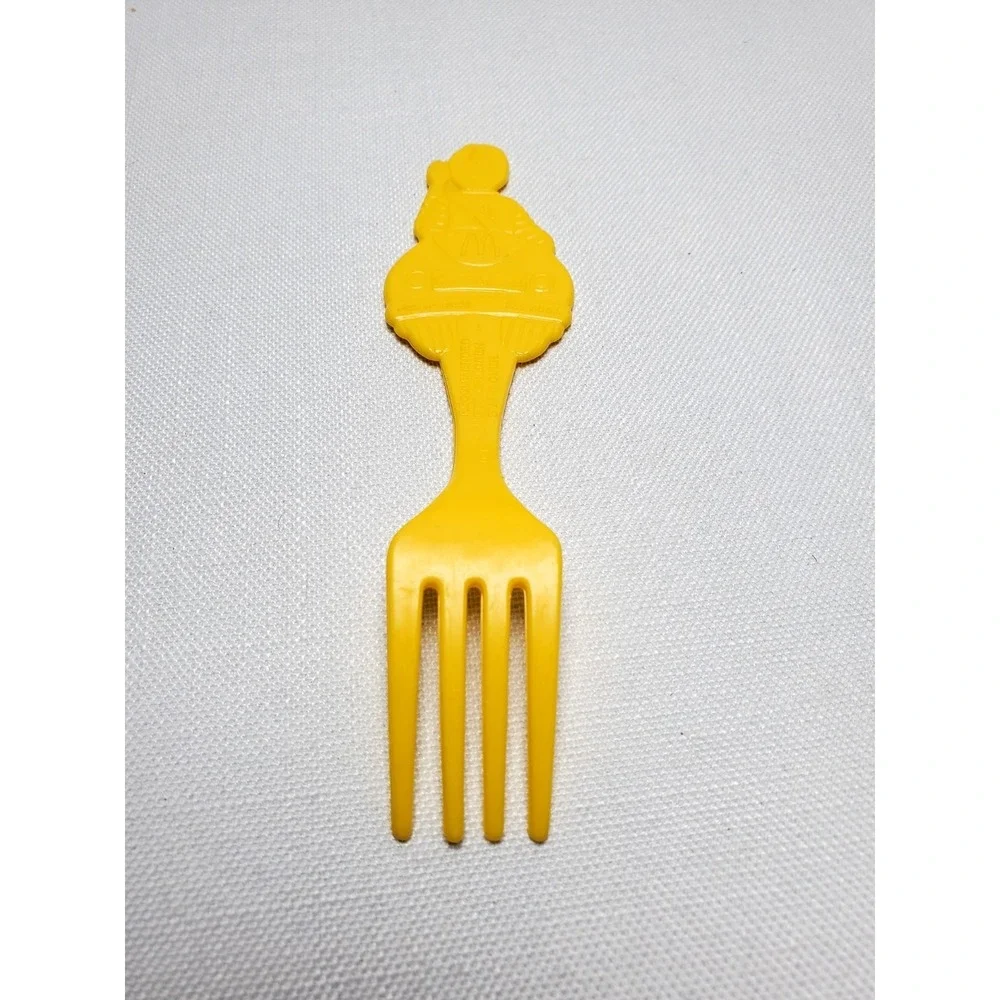 Vintage 1986 McDonald's Ronald McDonald Kids Fork‎ Yellow Plastic Happy Meal...